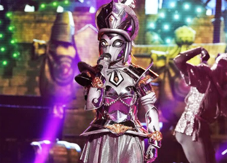 Jana Kramer Unmasked as Royal Knight on The Masked Singer!